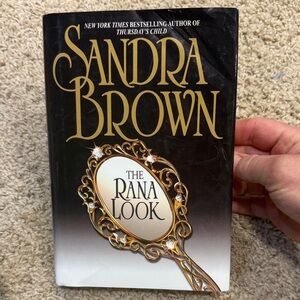 Sandra Brown 'The Rana Look' Hardcover Book, good condition